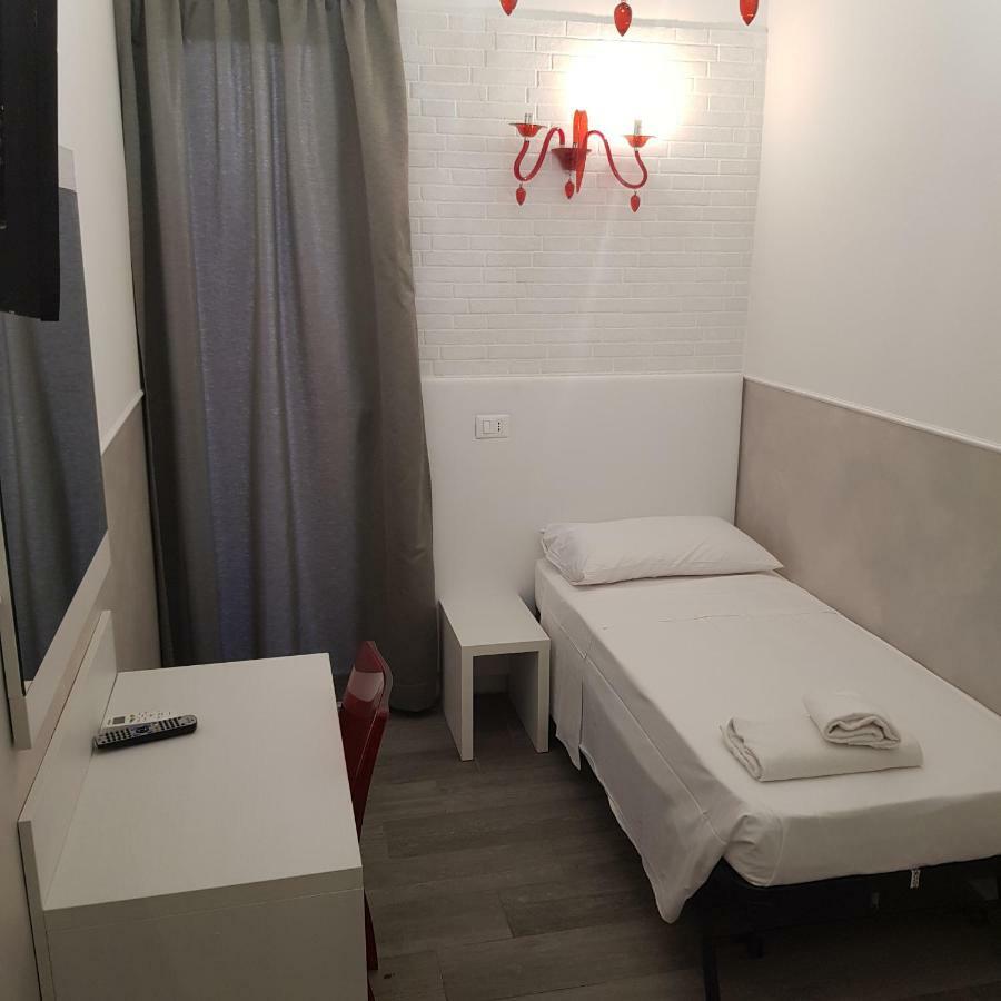 Rubino Guest House Rome Exterior photo